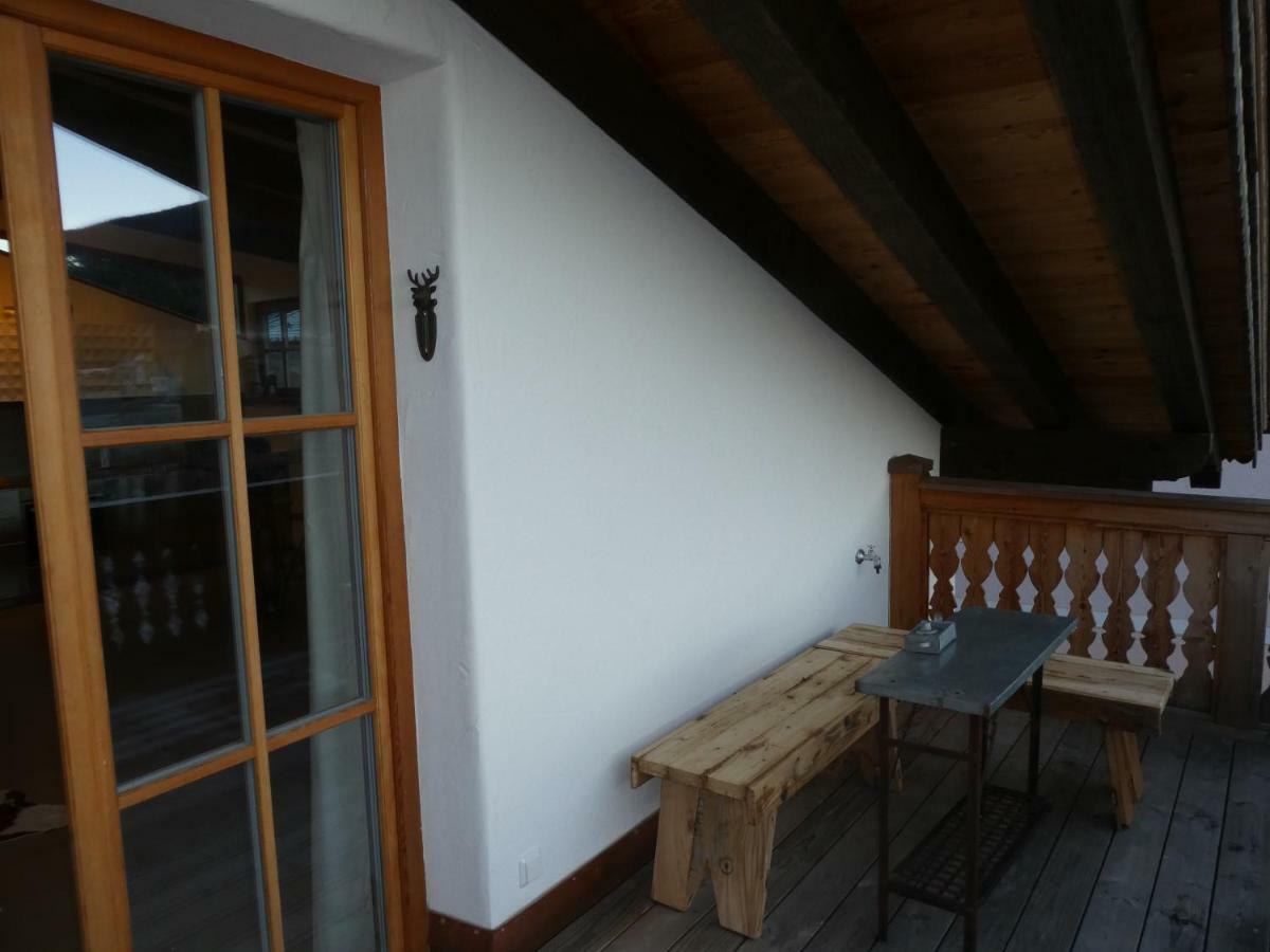 Appartements Kornberg Guetl Haus im Ennstal Kamer foto